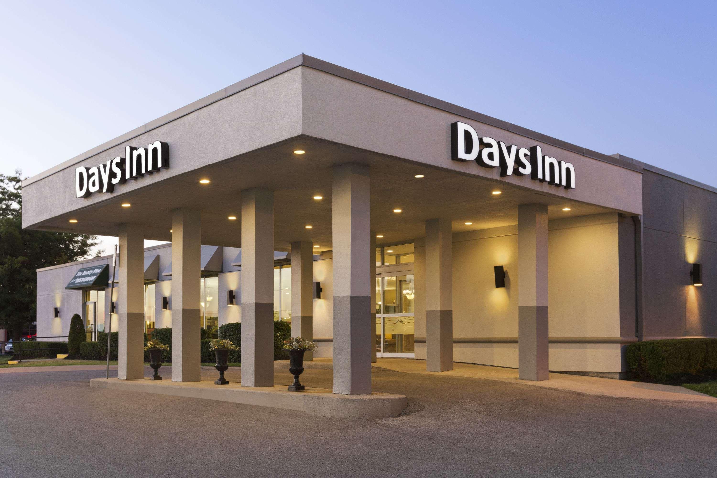 Days Inn By Wyndham Λονδίνο Εξωτερικό φωτογραφία