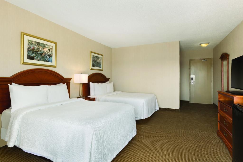 Days Inn By Wyndham Λονδίνο Εξωτερικό φωτογραφία